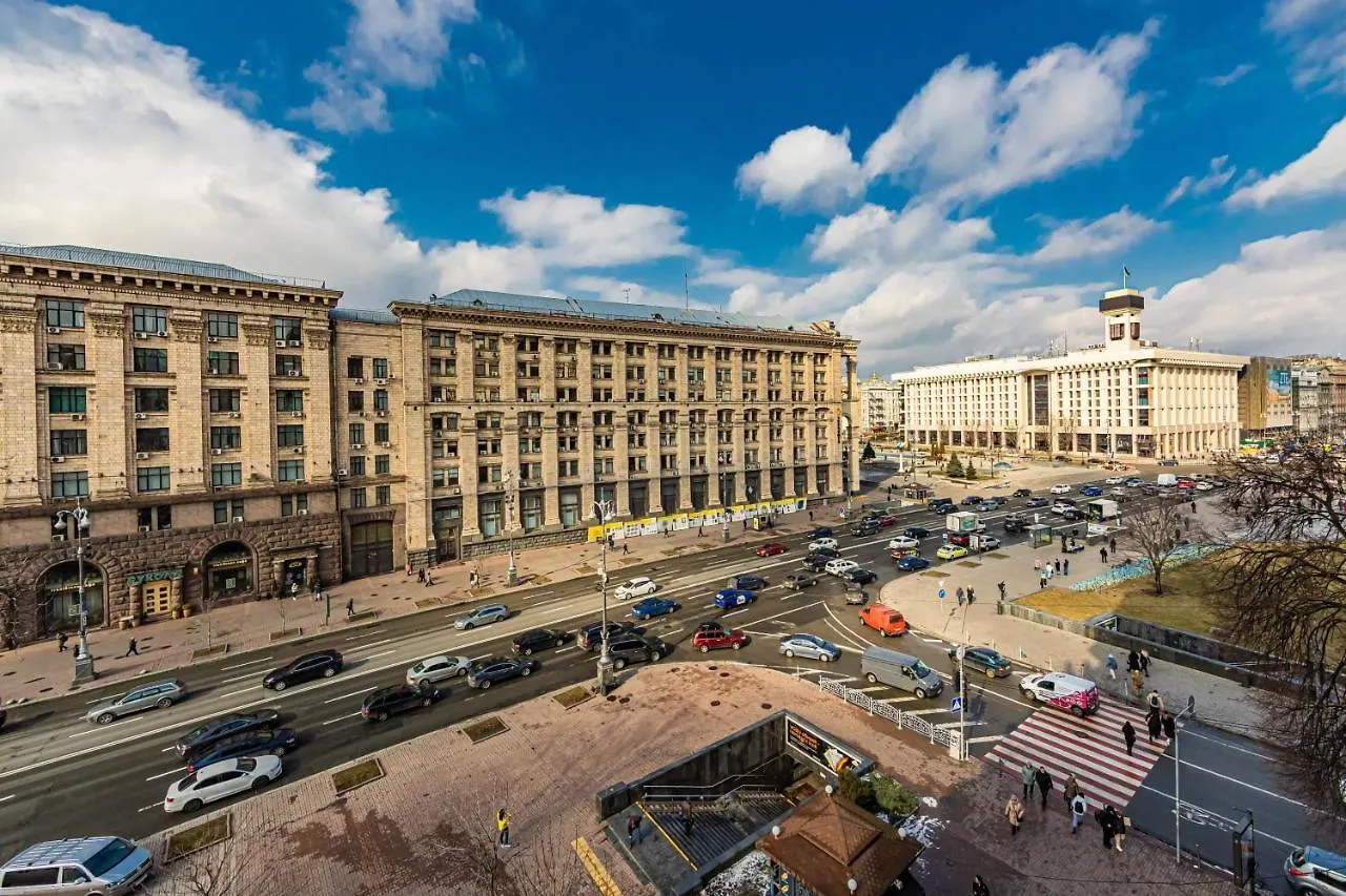 아파트 Укриття Через Дорогу, Метро Майдан Незалежності , 2К Квартира Із Видом На Хрещатик 키예프 우크라이나